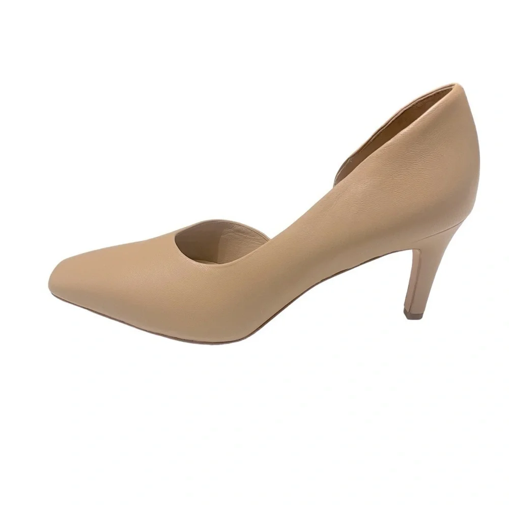 Vince Tiana square toe leather nude pump‎ Size 10 M